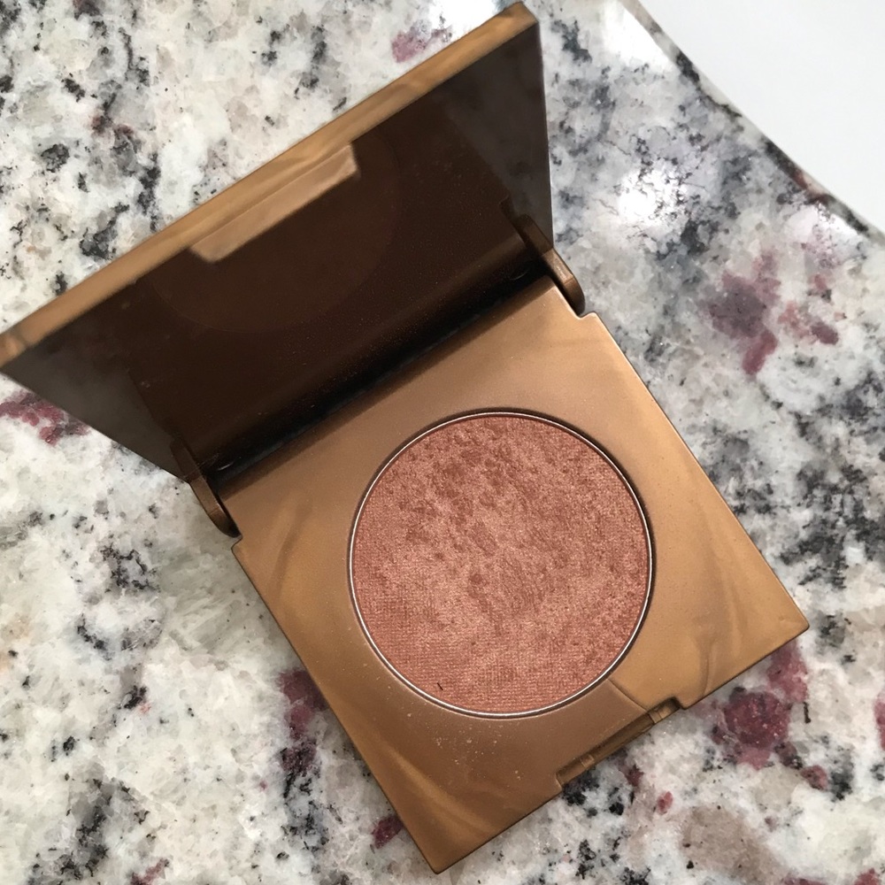 Tarte bronzer in Park Ave Princess